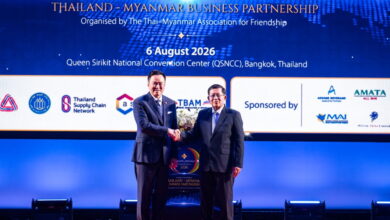 Thai Prime Minister Anutin Charnvirakul, left, shakes hands with Myanmar junta leader Min Aung Hlaing at the Queen Sirikit National Convention Center in Bangkok on August 6 (Photo: Chanakarn Laosarakham / AFP)